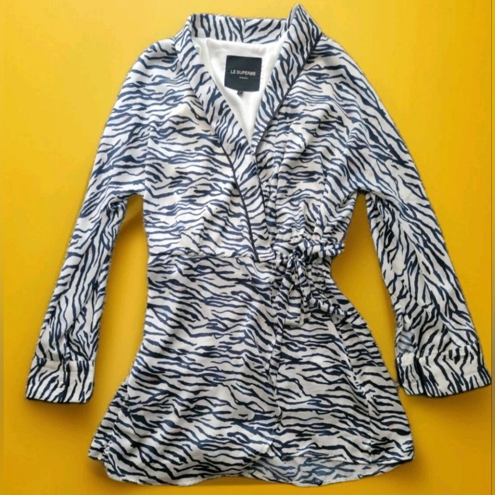 Le Superbe Women's Le Femme Zebra Print Short Romper Size 2